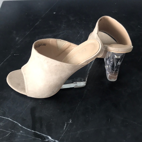 Shoes - //FINAL MARKDOWN// NWOT Nude Lucite Heels